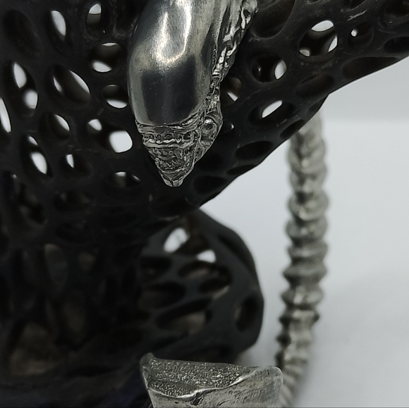 Custom Handmade Aliens Vs Predator bracelet - Picture 3 of 7